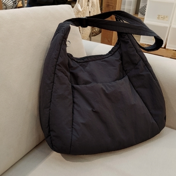 =GEN 'AYCC' All You Can Carry Nylon Black Puff Crossbody Bag - Picture 16 of 16